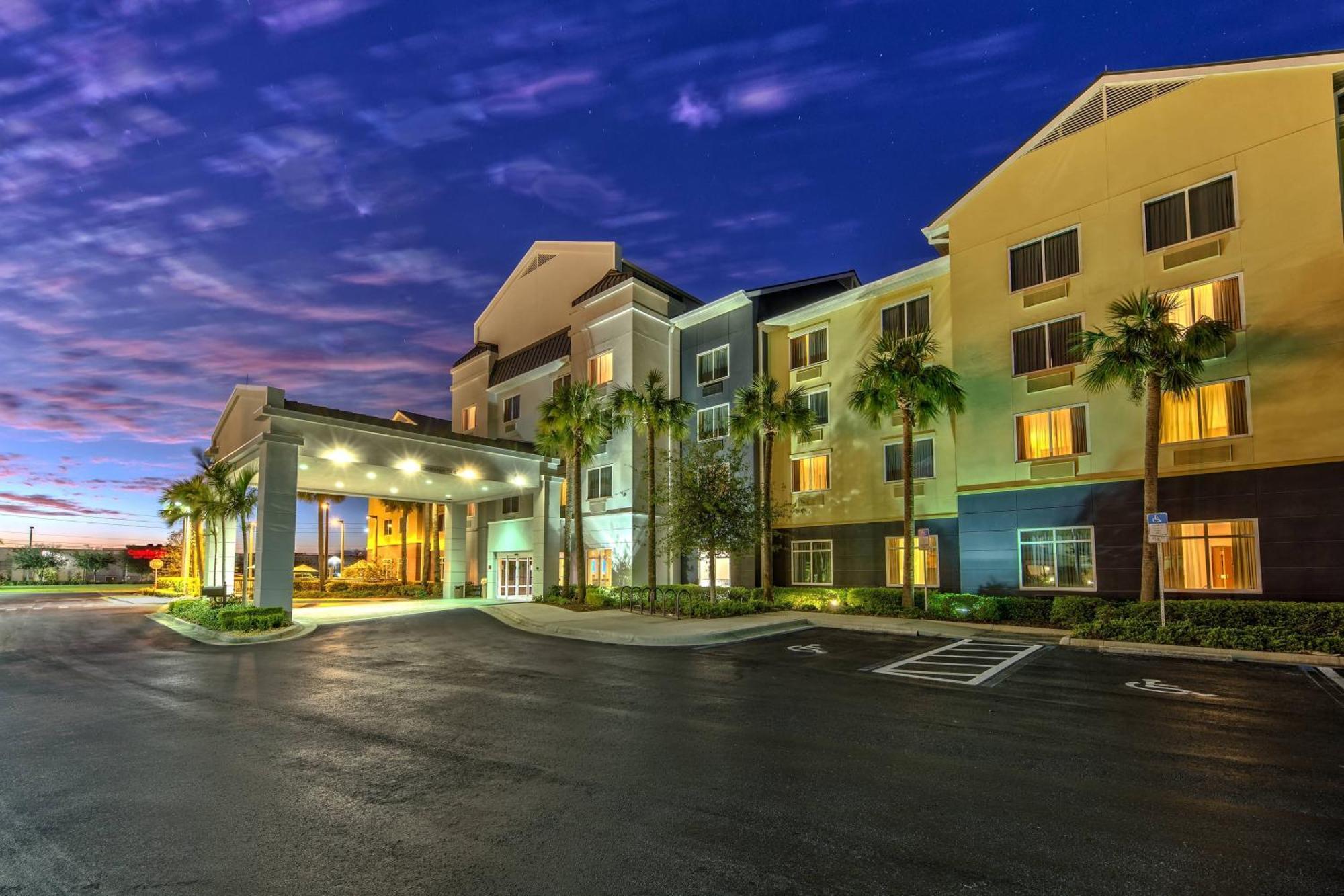 Fairfield Inn And Suites By Marriott North Naples Exterior foto